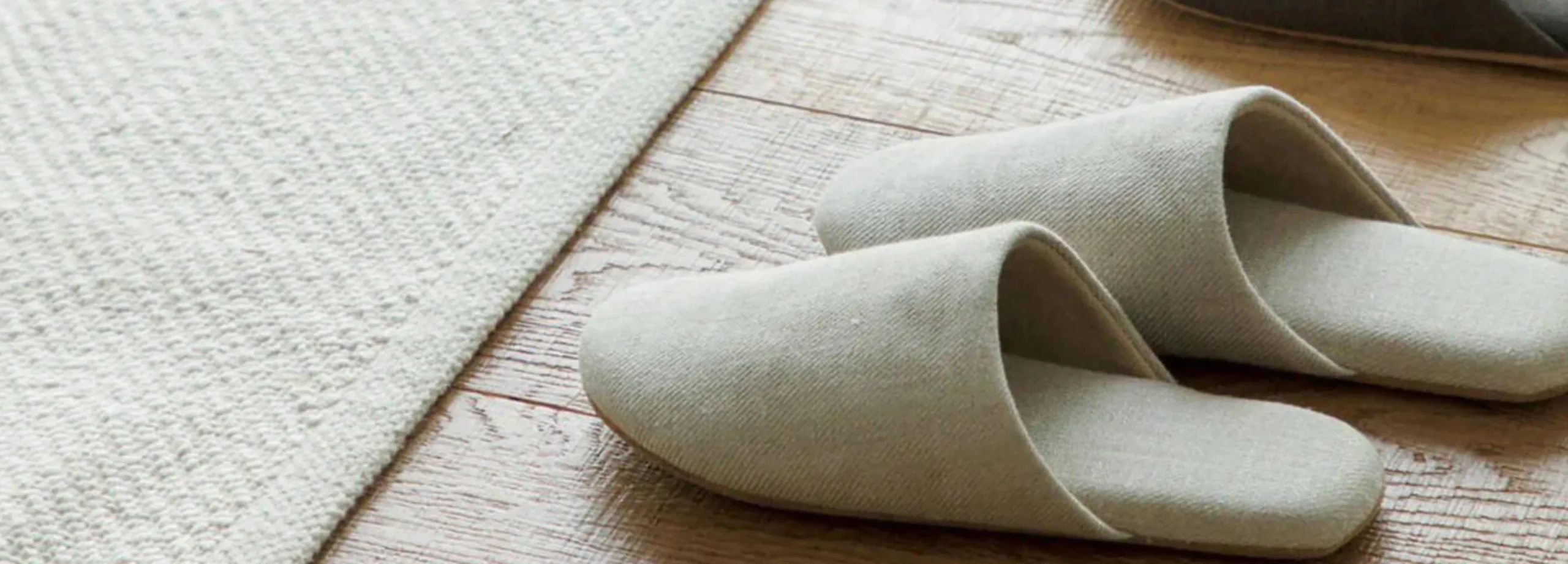 <b>Anime Slippers:</b> Una Guía Completa para Amantes del Anime - Are Muji slippers comfortable anime slippers - Are Muji slippers comfortable